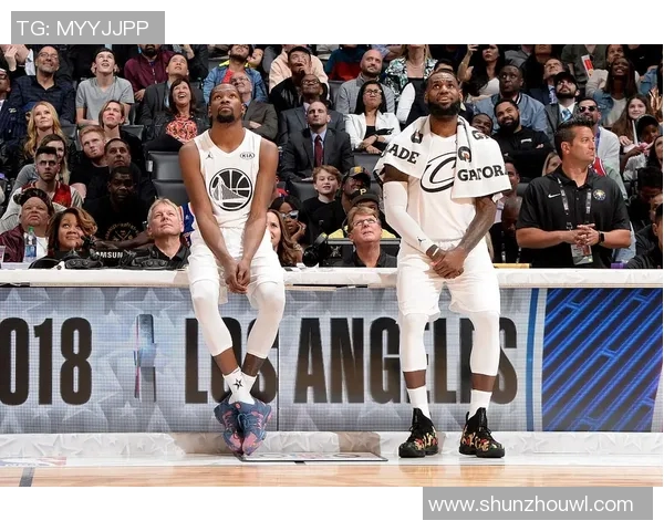 今天76人对阵湖人激战正酣谁能在这场对决中笑到最后